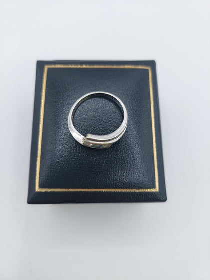 9k Gold Ring white gold 2.1G Hallmarked(375)&Tested Size M