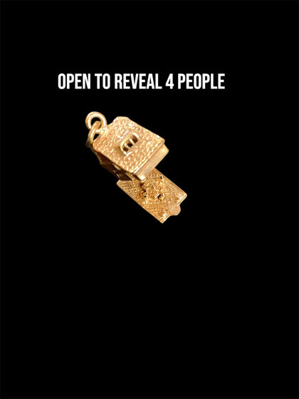 9ct House charm that opens