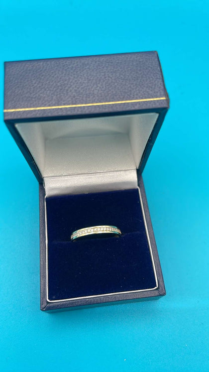 9ct gold ring