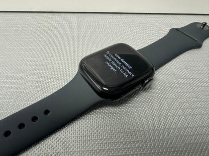 Apple Watch Series 8 GPS 41mm Midnight.