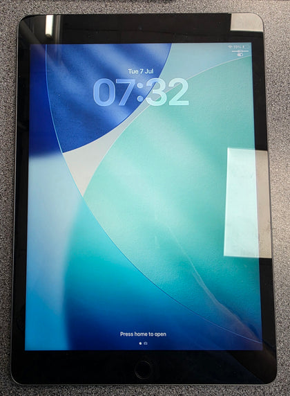 Apple iPad (9th Generation) (A2604) (2021) (64GB)