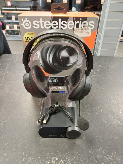 Steelseries Arctis Nova Pro Wireless Over-Ear Gaming Headset