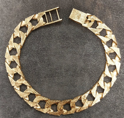 9ct Vintage Textured Yellow Gold Curb Bracelet 31.5G - 8.5
