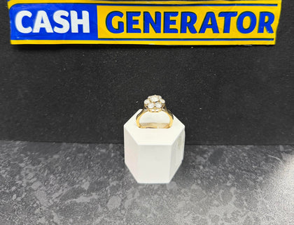 9ct Gold C/Z Ring (Size Q) 4.06g