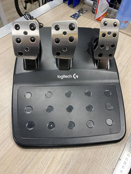 Logitech G920 Pedal & Wheel