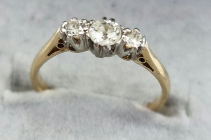 18ct Gold Diamond + Plating 3 Stone Ring Size 
