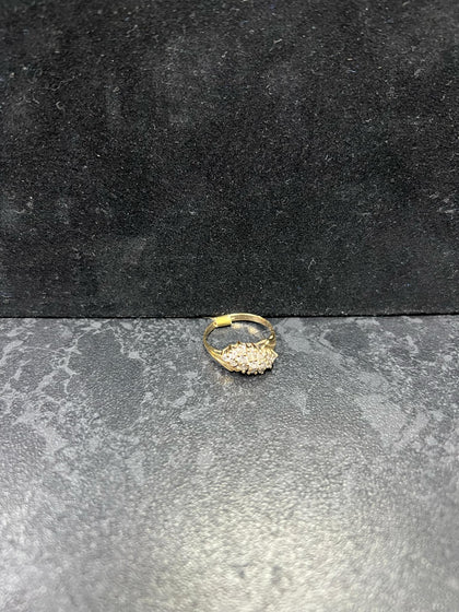 9ct Gold Ladies' C/Z Stone Ring (Size L), 1.9g