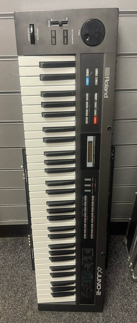Roland Alpha Juno-2 61-Key Programmable Polyphonic Synthesizer.