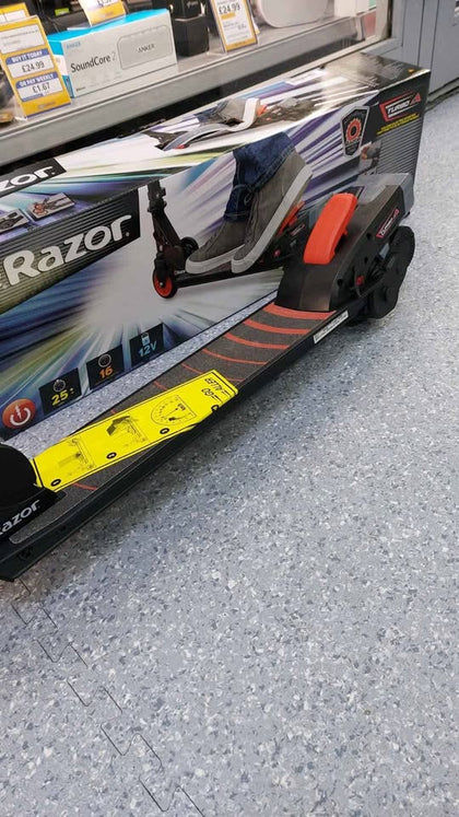 Razor Turbo A Folding Electric Kids Turbo Scooter *BRAND NEW*