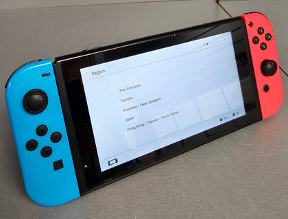 Switch Console, 32GB HAC-001-01 + Neon Red/Blue Joy-Con