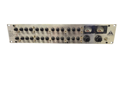 Behringer Tube Ultra-Q T1951 Vintage Series Stereo 4-Band Equalizer / Notch Filter *Collection Only**