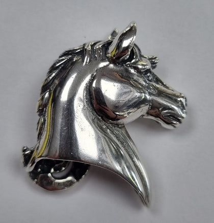 SILVER HORSES HEAD PENDANT LEYLAND