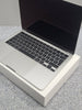 MacBook Air 14,2 (2022)/M2 (8-CPU 8-GPU)/8GB Ram/512GB SSD/13"/Silver