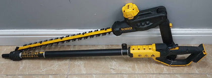 ( collection only ) Dewalt DCMPH566N-XJ 18V XR Pole Hedge Trimmer