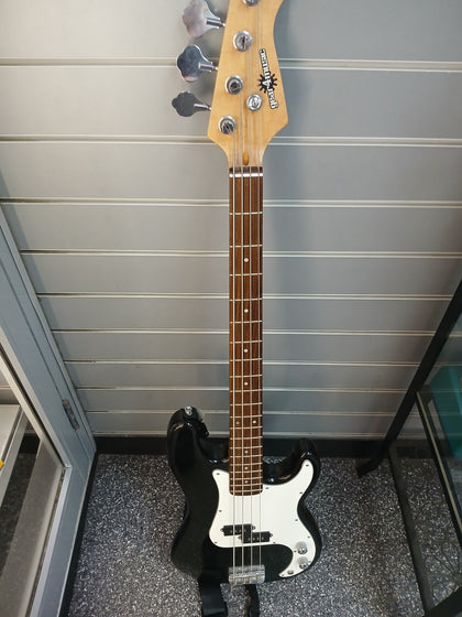 Gear4Music Electric Bass Guitar Black ** Perfect For Beginners **