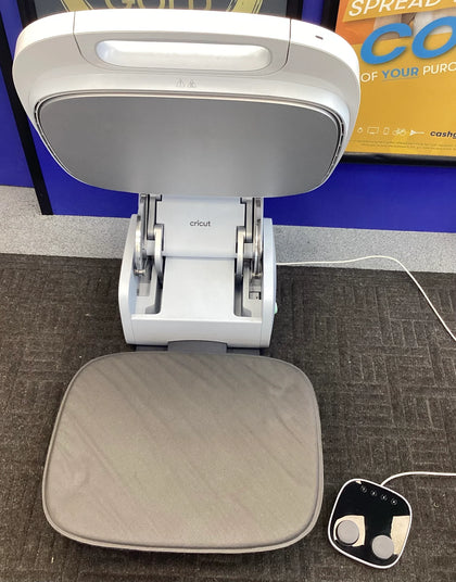 Cricut Autopress Professional Heat Press for Iron On Vinyl