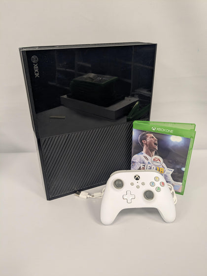 Xbox One 500GB Console FIFA 18 Package