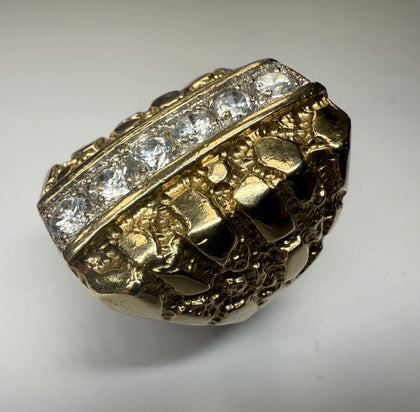 9CT YELLOW GOLD RING WITH CZ STONES SIZE U