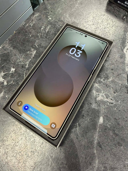 Samsung Galaxy S25 Ultra - 256GB - Titanium Gray - Immaculate Condition