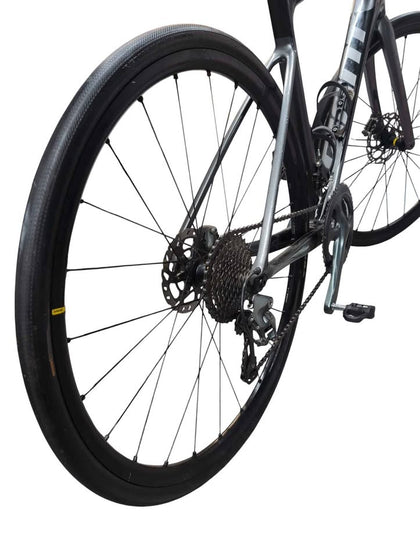 Giant Defy Advanced 1 Carbon Road Racing Bike - 700C Wheel - 19