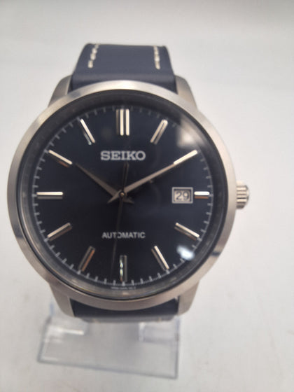 Seiko SRPH87K1 mens blue stainless steel 4R35 calibre automatic watch with leather strap, deployment clasp and original steel bracelet