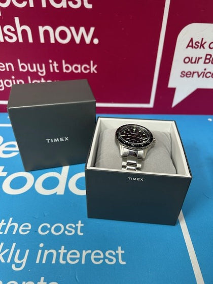 TIMEX SILVER WATCH **BOXED**.