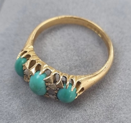 18ct Gold Ring Turquoise /Diamond Ring Size N