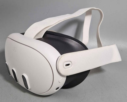Meta Quest 3 VR Headset (With Controllers) - 512GB, B + venom charge dock