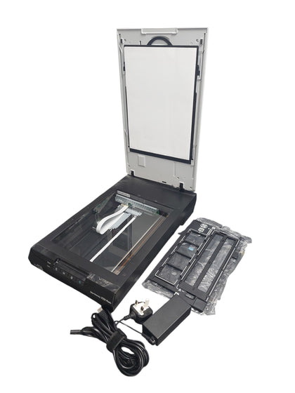 Epson Perfection V550 Photo and Film Colour Scanner - With Wires