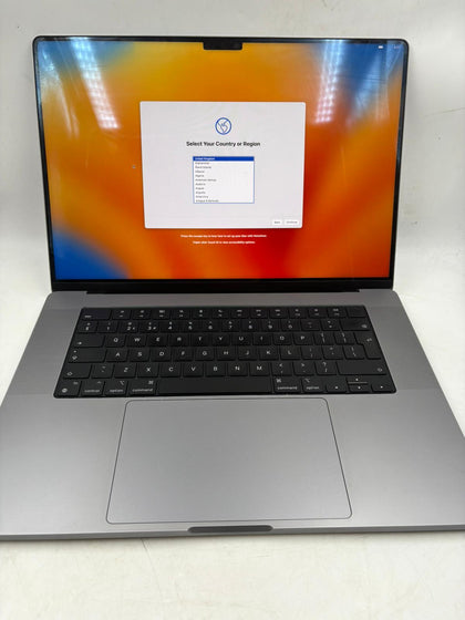 Apple MacBook Pro 2022 16in M2