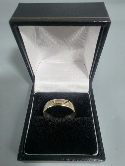 9ct Gold Ring 4.2g 375 HM SIZE O