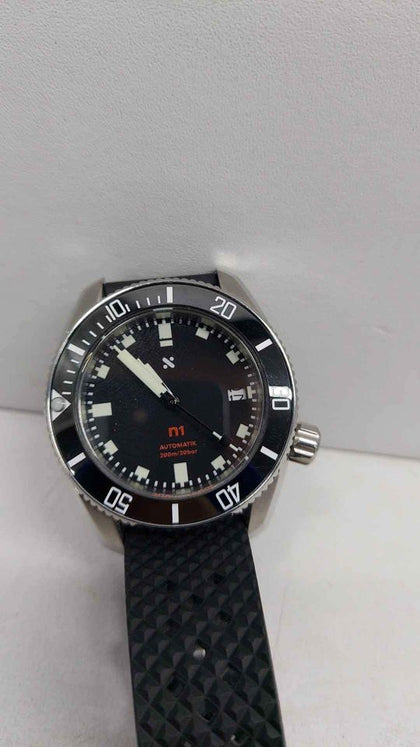 Modded Gents Automatic Divers Watch With Ceramic Bezel & Seiko NH35 Mov. - Unboxed With Rubber Strap.