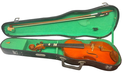 Skylark Brand Violin with Case ***Collection Only***