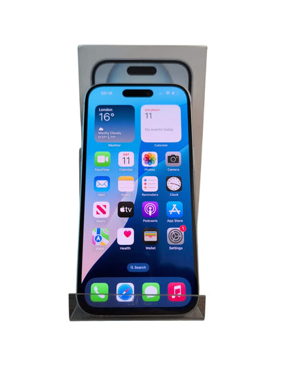 Apple iPhone 15, white, 90%