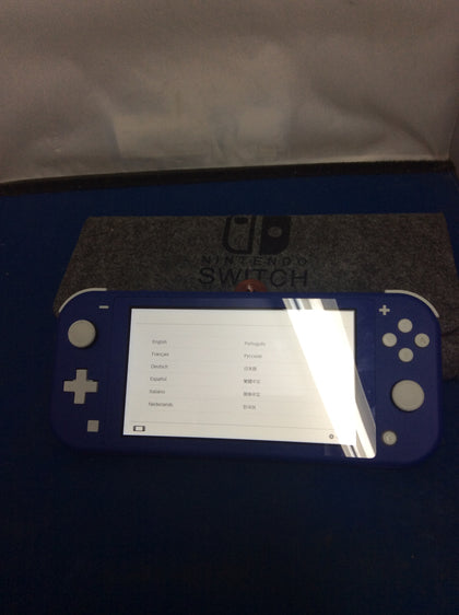 Switchl lite console with case
