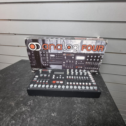 Elektron Analog Four Mk1 Synthesizer