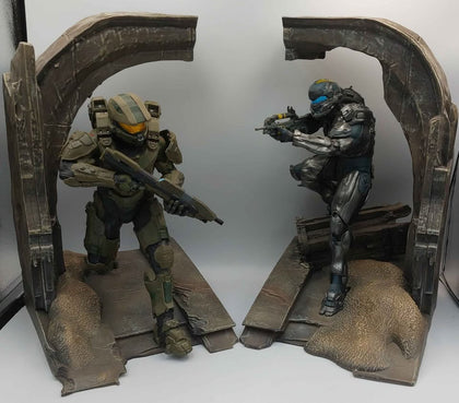 Halo 5 Guardians Limited Collector's Edition Statue - Xbox One