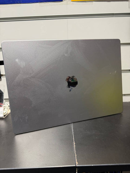 MacBook Pro 2021 16 Inch M1 Pro, 32gb Ram, 512gb SSD, 16 Core GPU, 10 Core CPU, 264 Cycle Count!