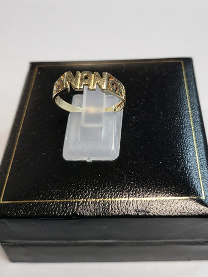 9ct Yellow Gold Nan Ring - Size R - 1.75g - Hallmarked