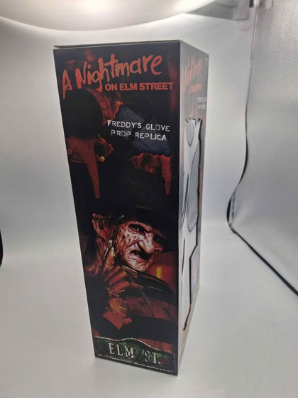 A Nightmare on Elm Street 3 Freddy Krueger Glove Replica – Collectible Display Prop