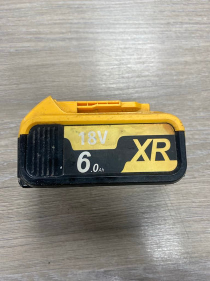 * DeWalt DCD776 Drill + Battery
