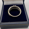 9ct white gold ring (O)