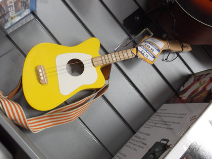3-String Loog Mini Guitar (yellow)