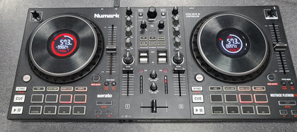 Numark Mixtrack Platinum FX DJ Controller