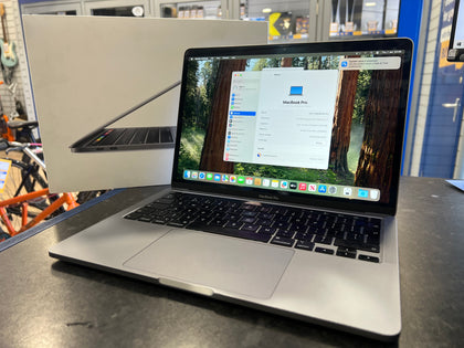 Apple Macbook Pro (2020)
