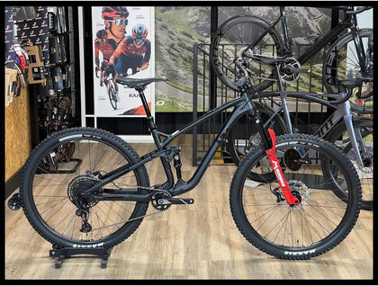 GT Sensor Comp Mountain Bike