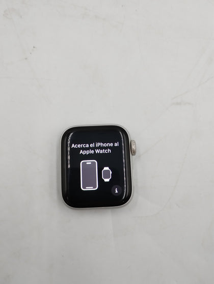 Apple watch SE 2nd gen no straps unboxed ** no straps provided**