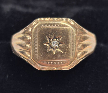 9ct Gold Signet Ring With Clear Stone - 5.70G - Size W - Hallmarked