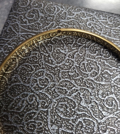 9ct Yellow Gold Bangle - 7.8g