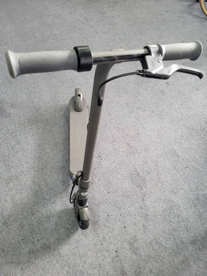 Ninebot Zing E10 Children's Electric Scooter - Comes With Charger